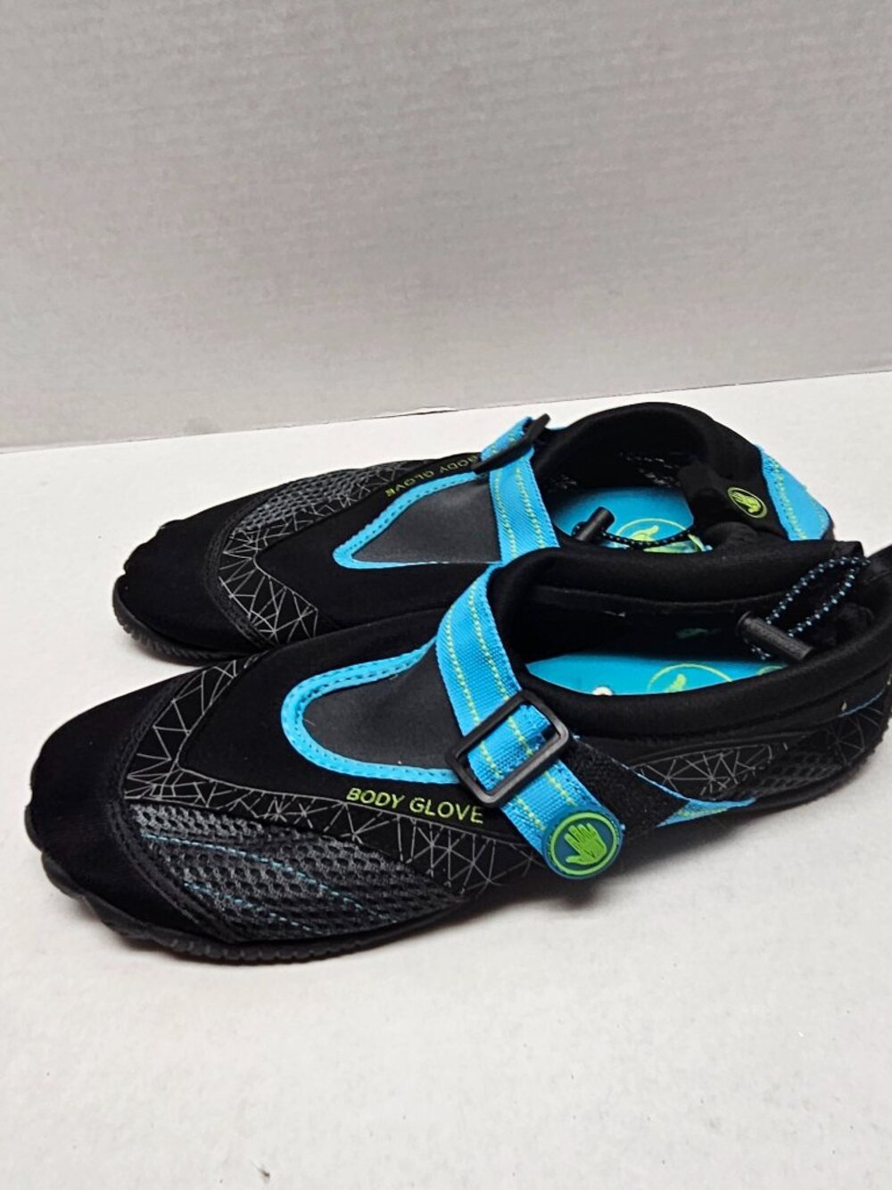 Water Body Glove Womens Shoes Adjustable Tightness Black Blue Size 8